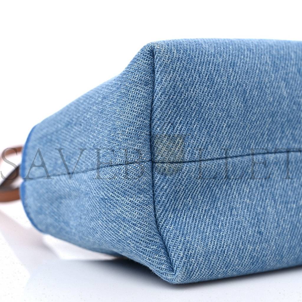 FENDI DENIM VITELLO KING PLEXIGLASS LOGO EMBROIDERED MINI BY THE WAY TOP HANDLE BOSTON BAG LIGHT BLUE (18*10*9cm)